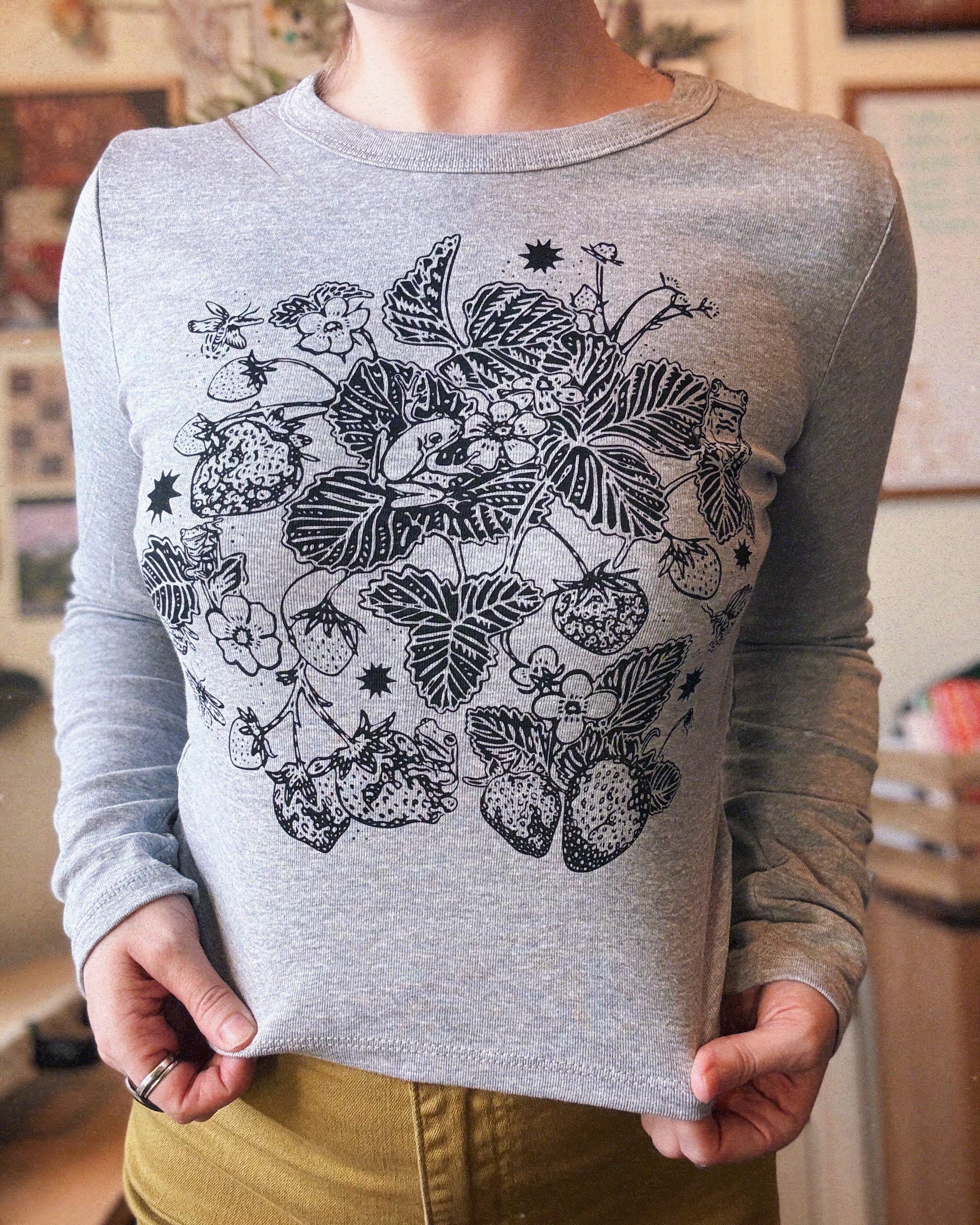 Moonlit Meadow Baby Tee – Frog & Floral Nature Shirt – Moody Moon
